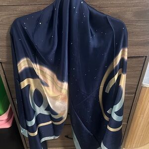 Elegant Navy and Gold Scarf